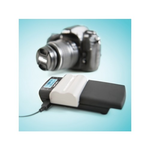 Solar Battery Charger ST - CamCaddy 2: Universal Charger for camera batteries  - STCC1010